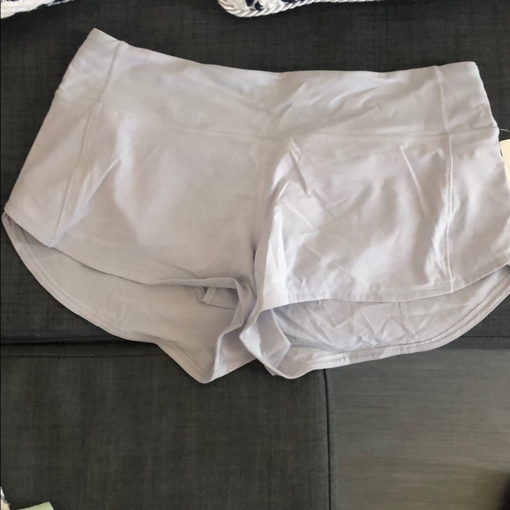 Lululemon 2.5” low rise lined speed up short